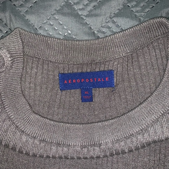 Shirt - Picture 2 of 4